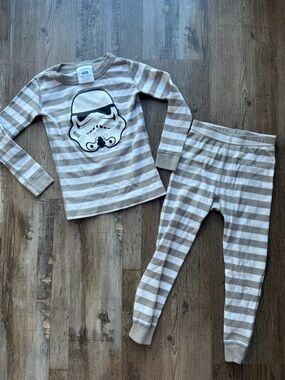 Hanna Andersson Star Wars Stormtrooper pajama set size 4